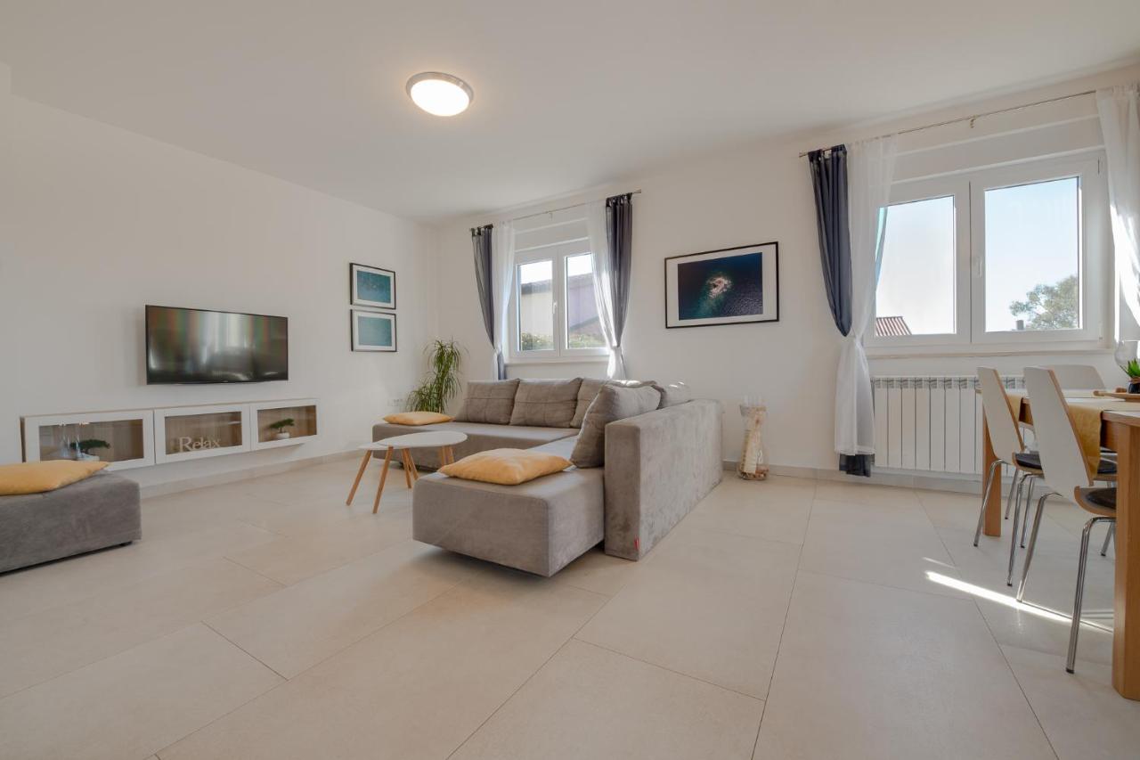 Villa Cera Pula Extérieur photo